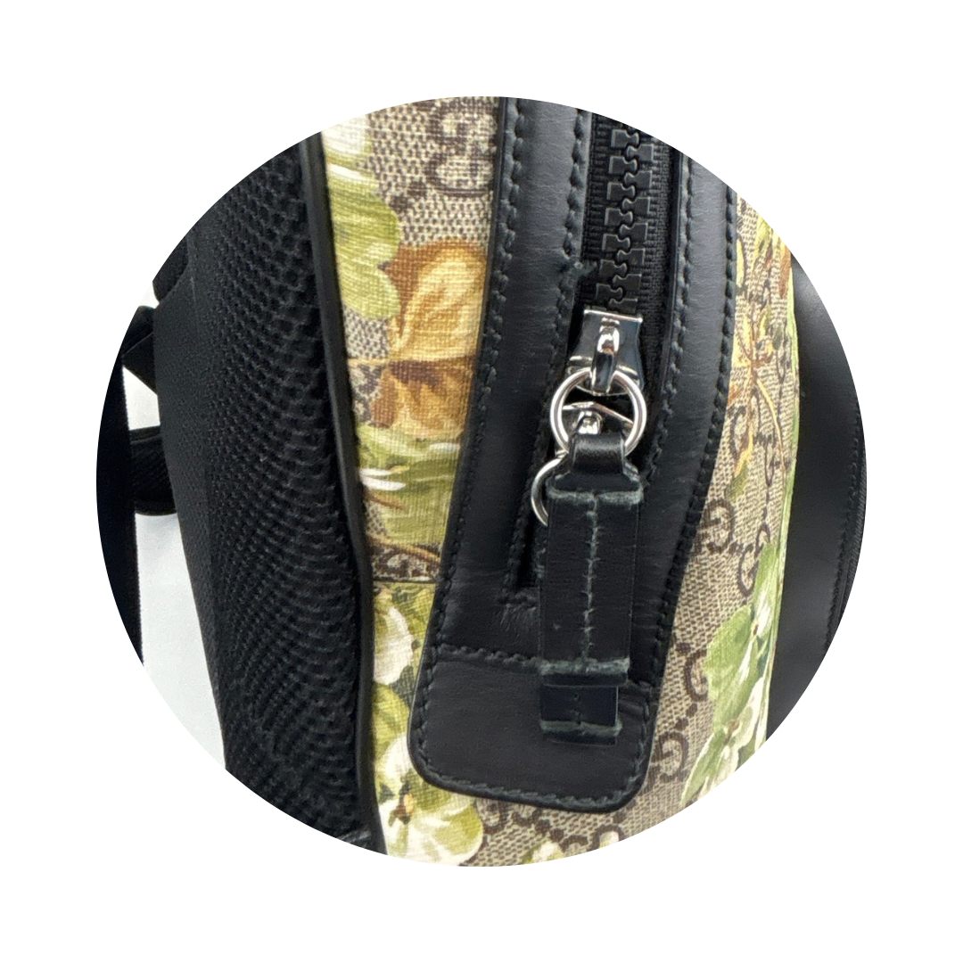 Gucci GG Supreme Blooms Backpack