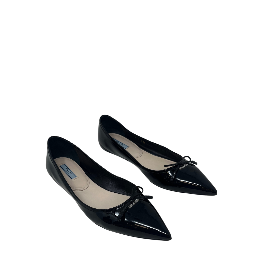 Pointed toe discount ballerinas