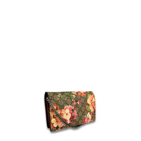 Gucci Dry Rose Blooms Supreme Chain Wallet