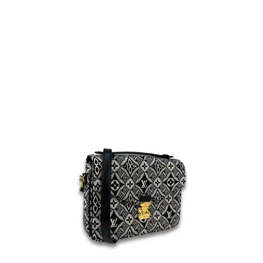 Louis Vuitton Jacquard Pochette Métis