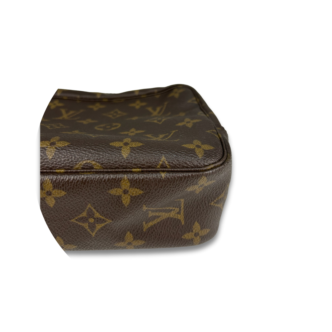 Louis Vuitton Monogram Trousse Toilette 23