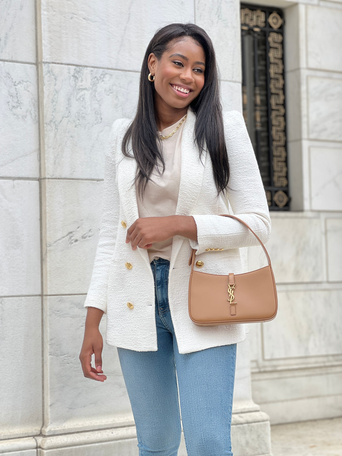 FIVE REASONS TO CONSIGN WITH LOLA