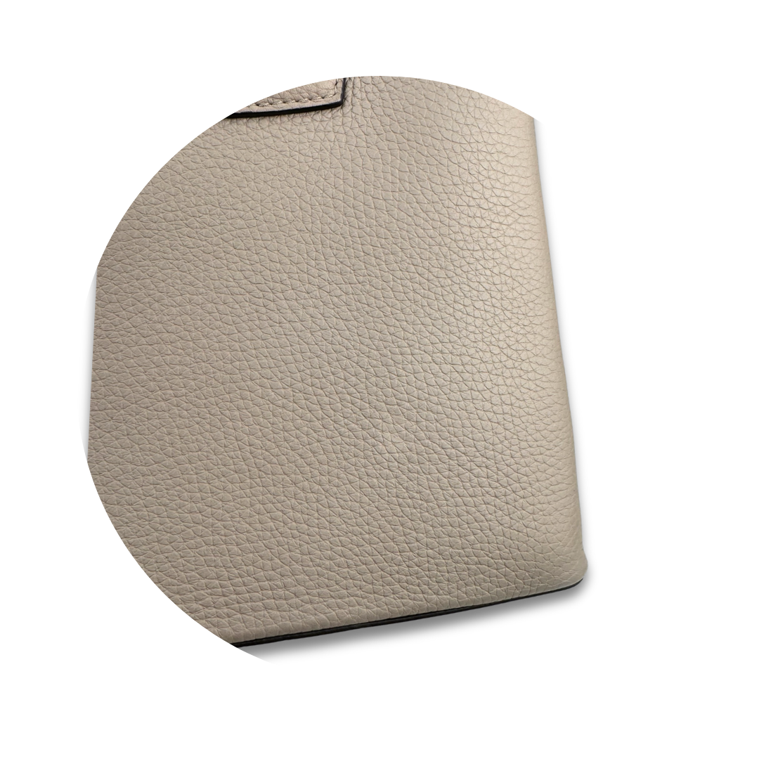 Louis Vuitton Taupe Capucines MM
