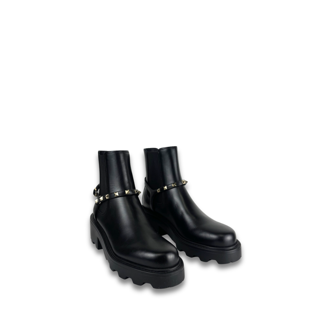 Valentino Garavani Rockstud 55mm Booties
