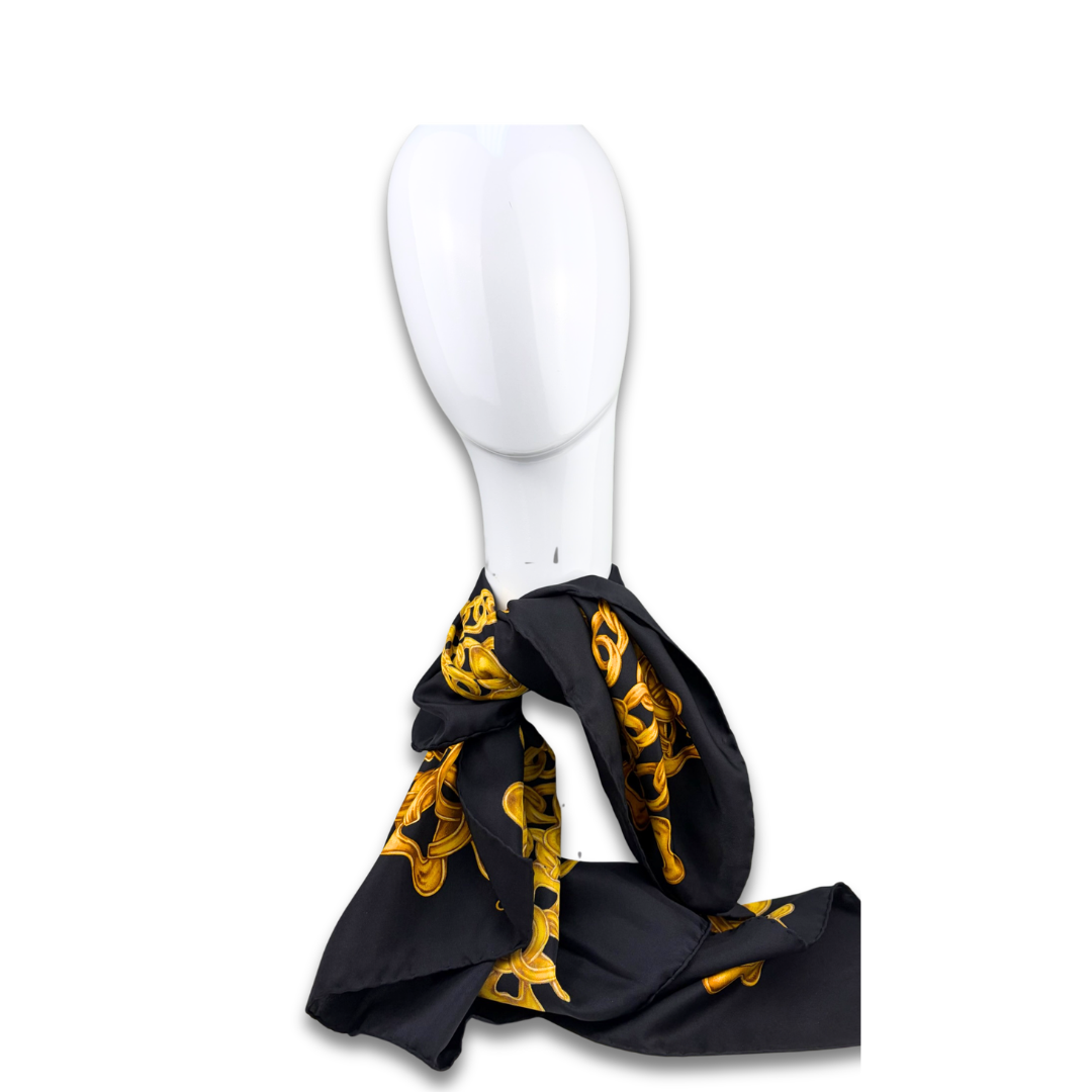 Chanel Black Clover Chain Scarf
