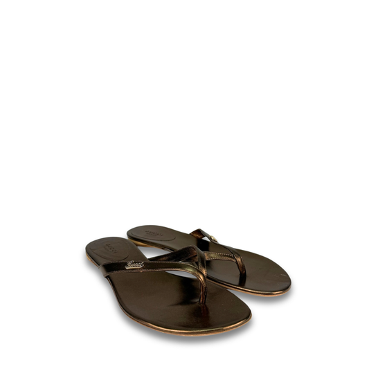 Gucci Gold Leather Flip Flops - Size 38.5