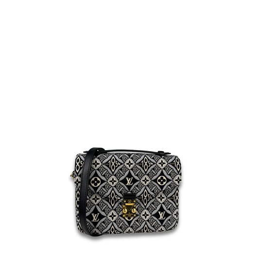Louis Vuitton Jacquard Pochette Métis