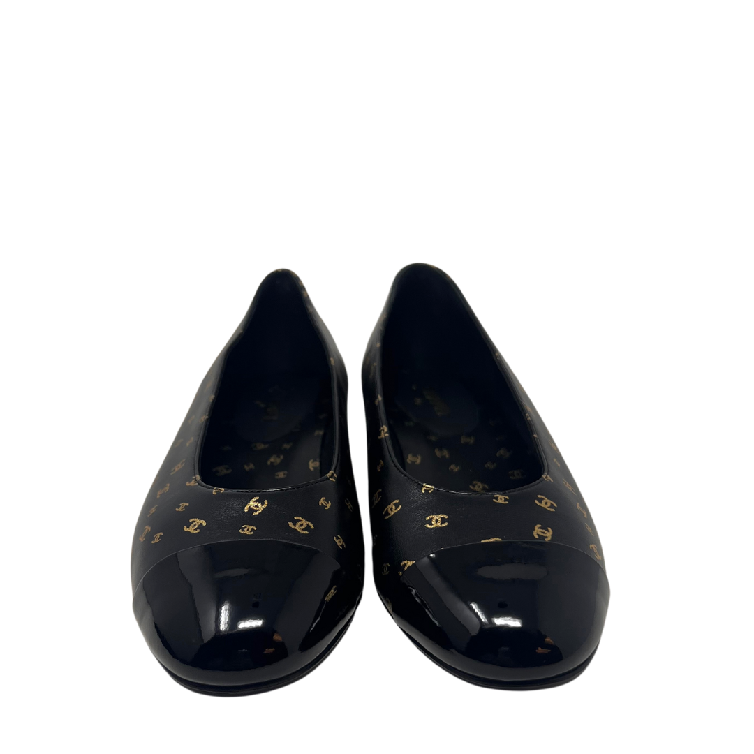 Chanel Interlocking CC Logo Ballet Flats - Size 40
