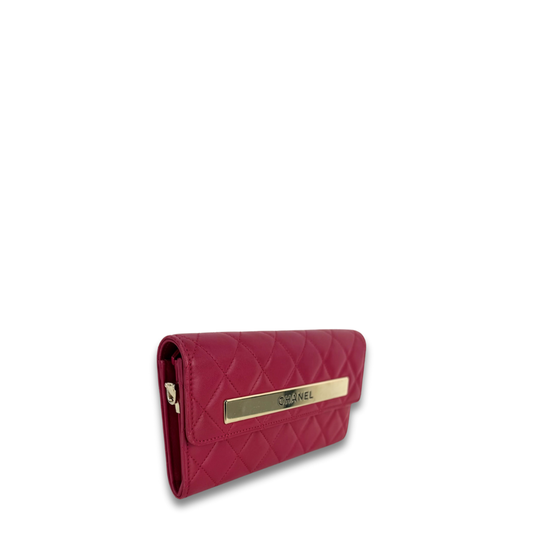 Chanel Fuchsia Quilted Lambskin Trendy CC Yen Wallet