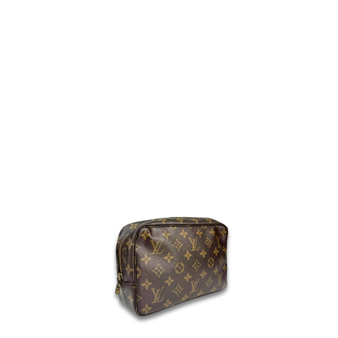 Louis Vuitton Monogram Trousse Toilette 23