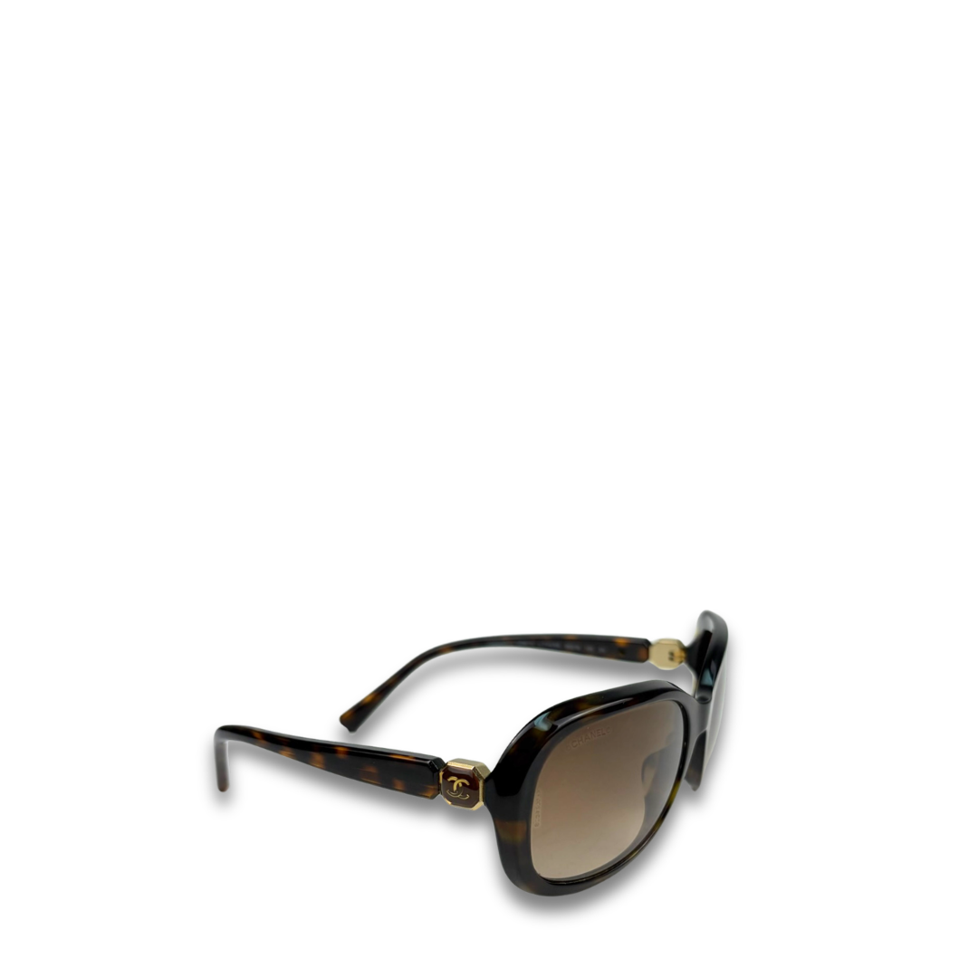 Chanel Tortoiseshell Brown Logo Sunglasses