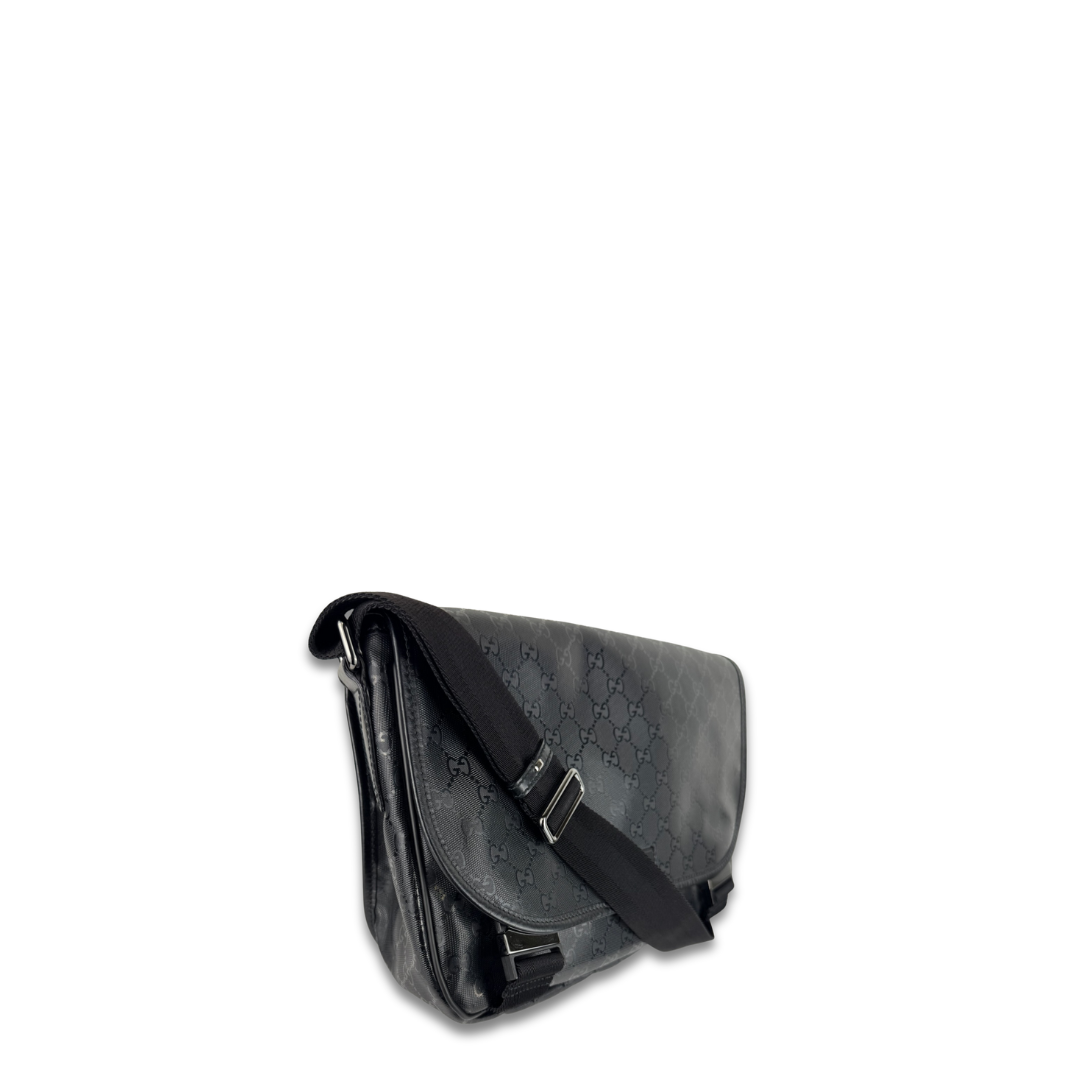 Gucci Imprime Buckle Flap Messenger