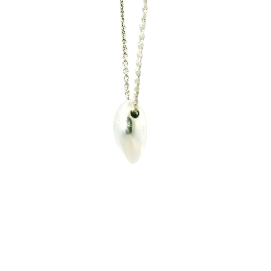 Tiffany & Co Elsa Peretti Sterling Silver Bean Necklace