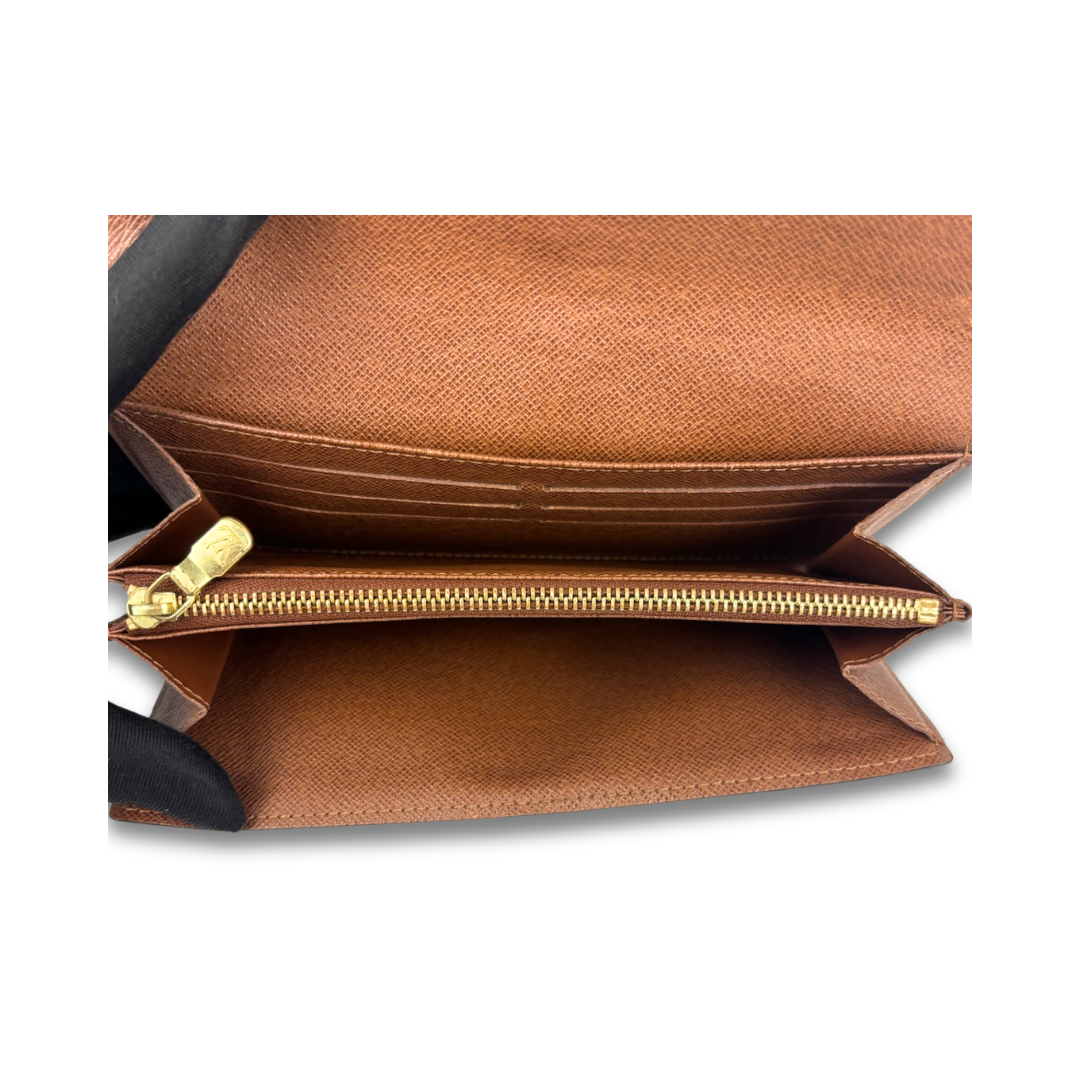 Louis Vuitton Monogram Sarah Wallet