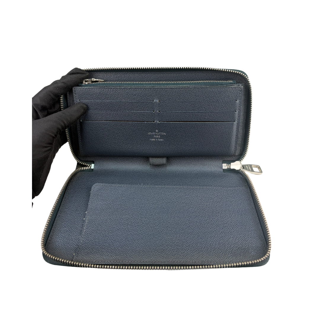 Louis Vuitton Navy Epi Zippy Organizer Wallet