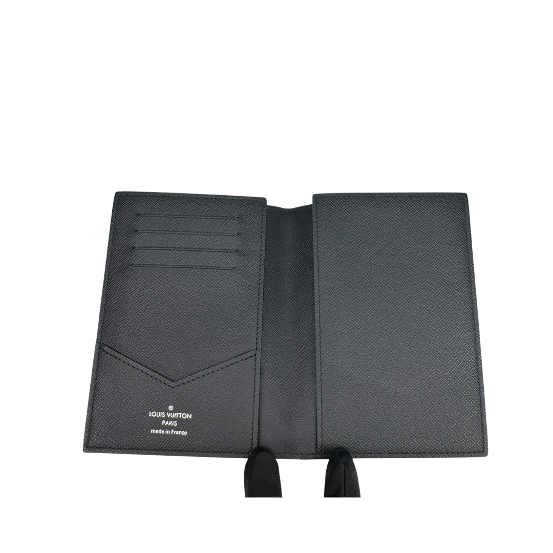 Louis Vuitton Damier Graphite Passport Cover