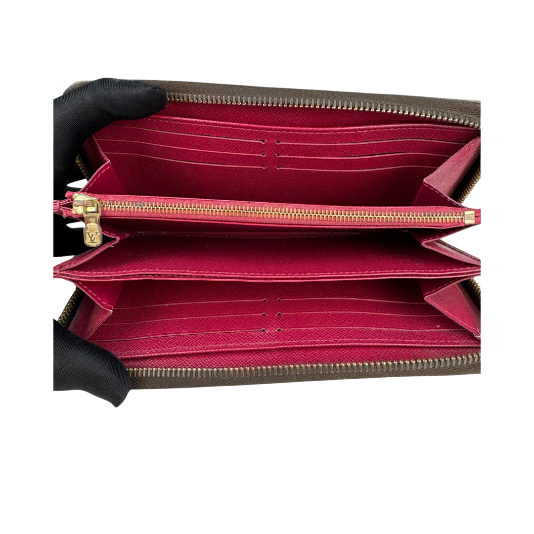Louis Vuitton Monogram Zippy Wallet