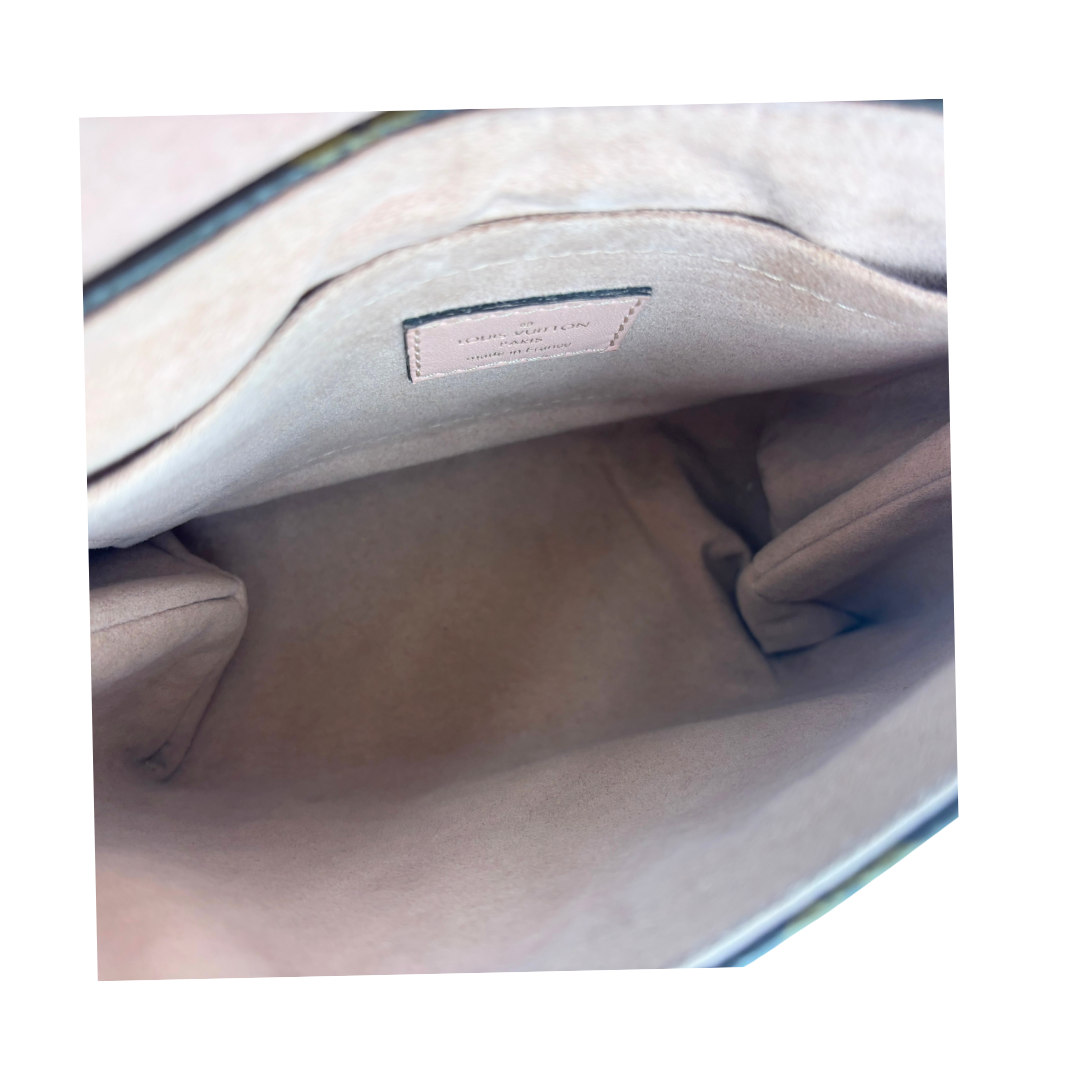 Louis Vuitton Monogram Locky BB