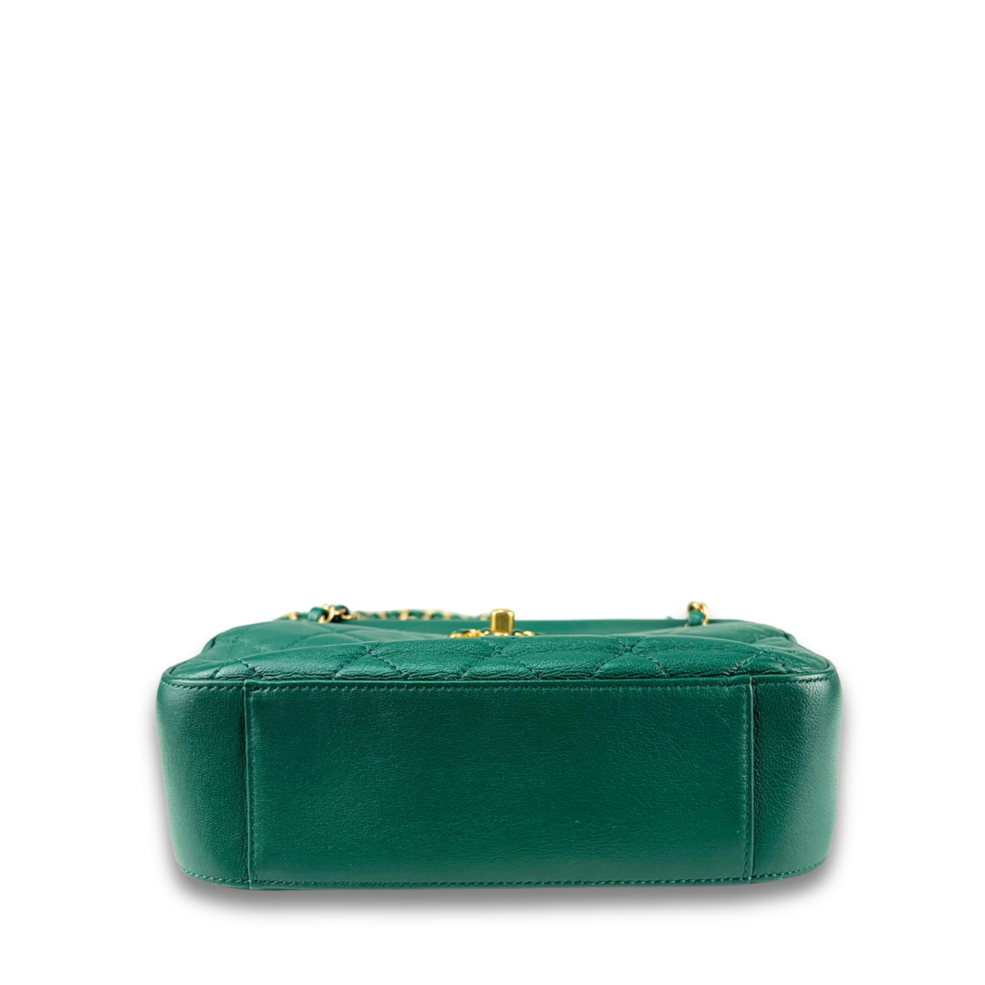 Chanel Green Chanel 19 Quilted Chain Infinity Camera Bag