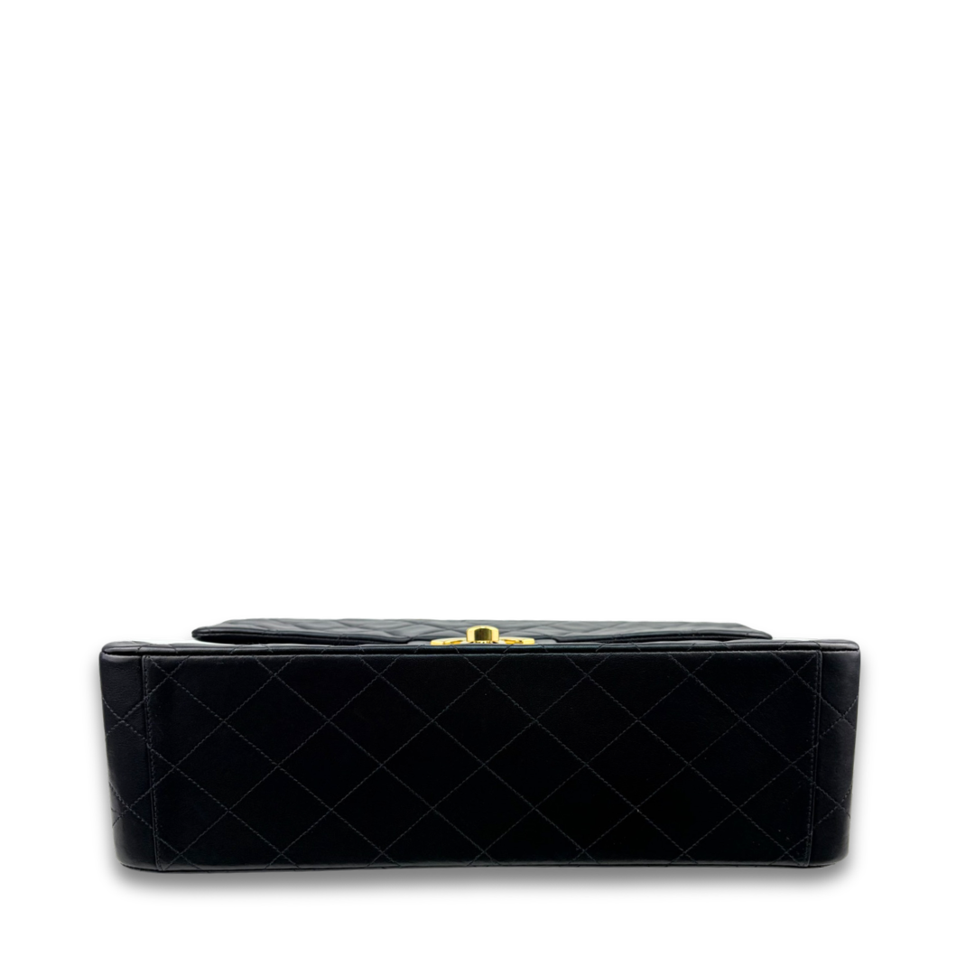 Chanel Vintage Classic Jumbo Single Flap