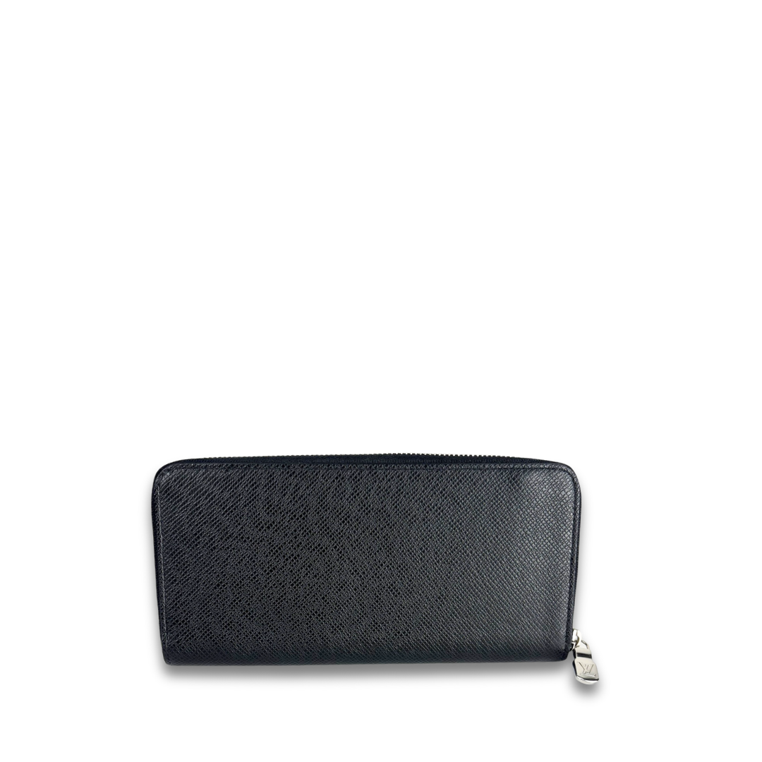 Louis Vuitton Taiga Zippy Wallet