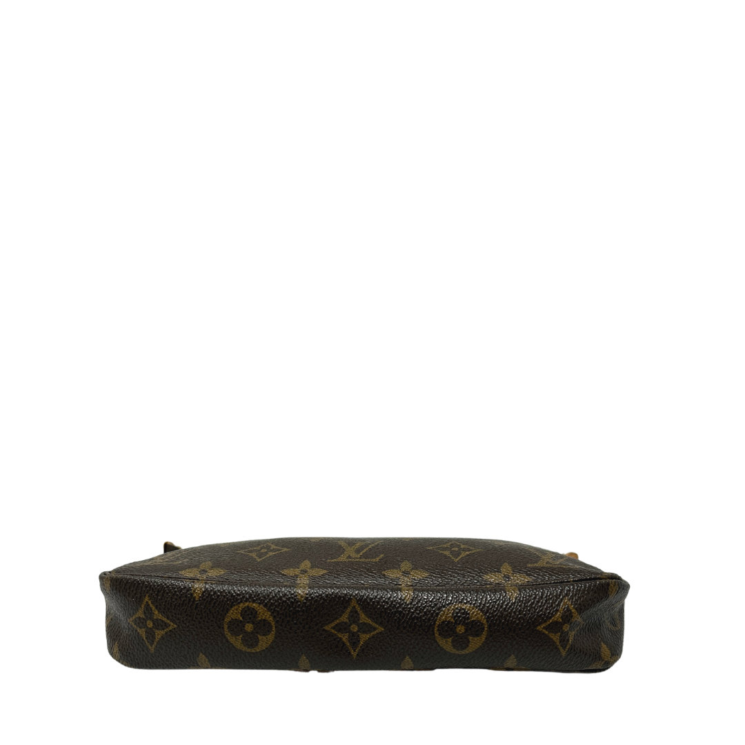 Louis Vuitton Monogram Pochette Accessoires Wristlet Pouch 860844