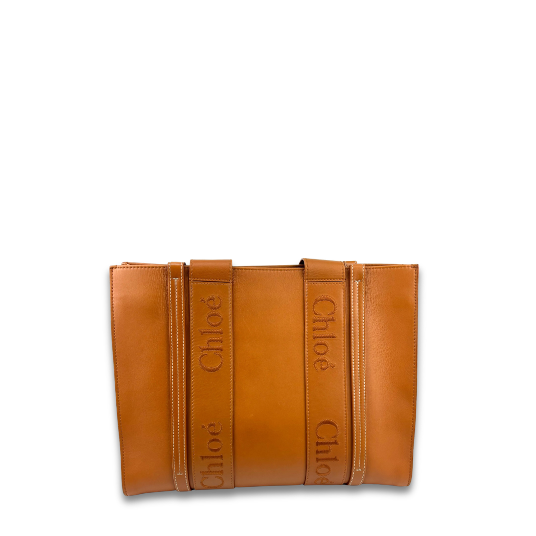 Chloe Leather Medium Woody Tote