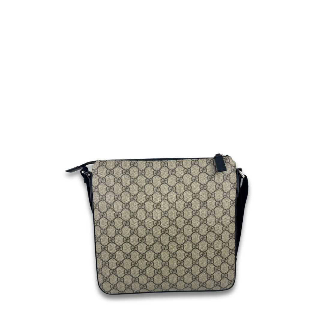 Gucci GG Supreme Zip Messenger Bag