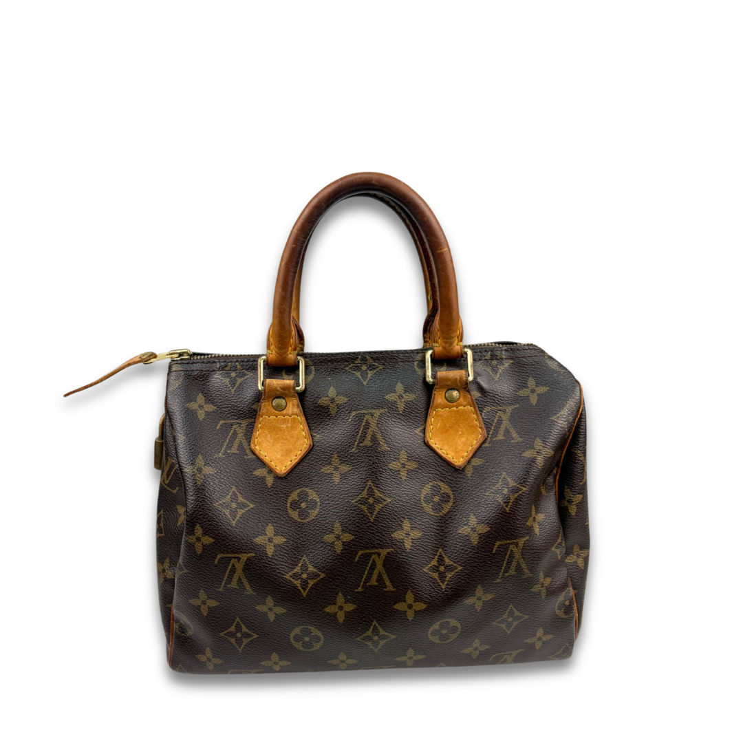 Louis Vuitton Monogram Speedy 25