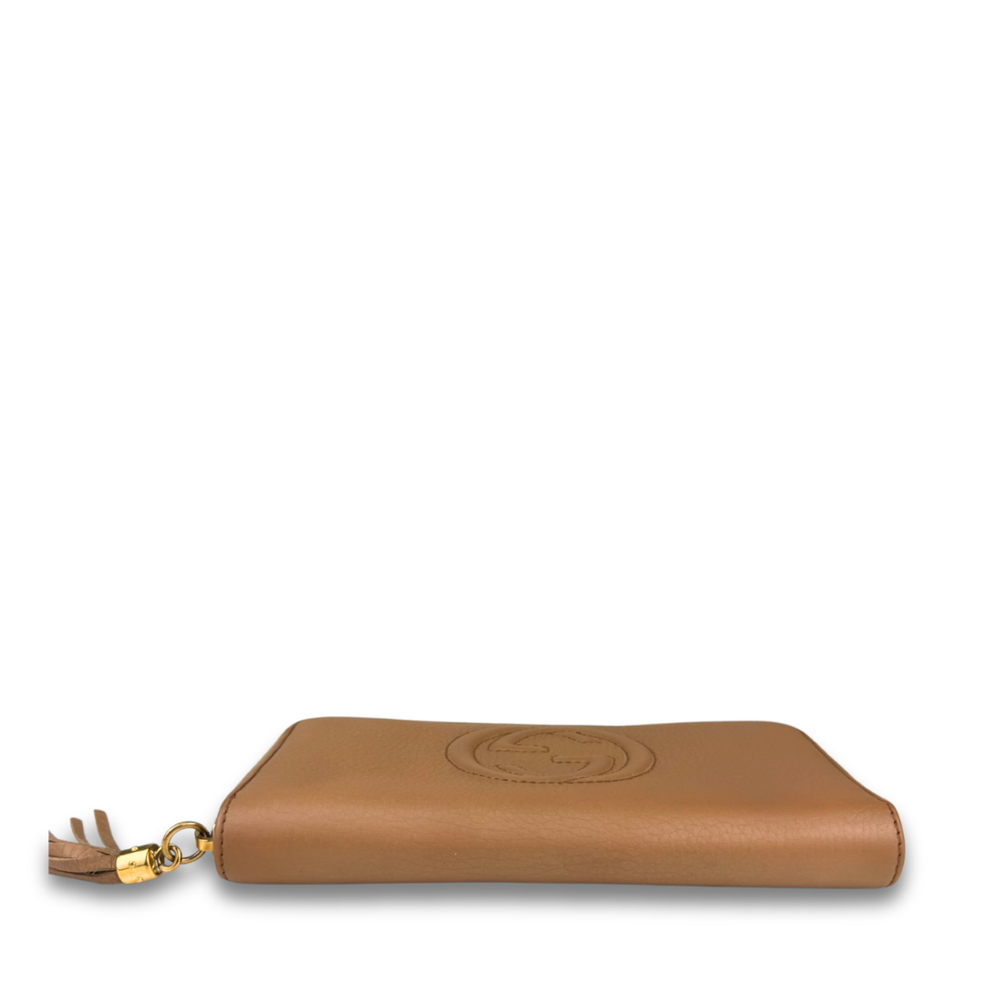 Gucci Beige Soho Zip Around Wallet