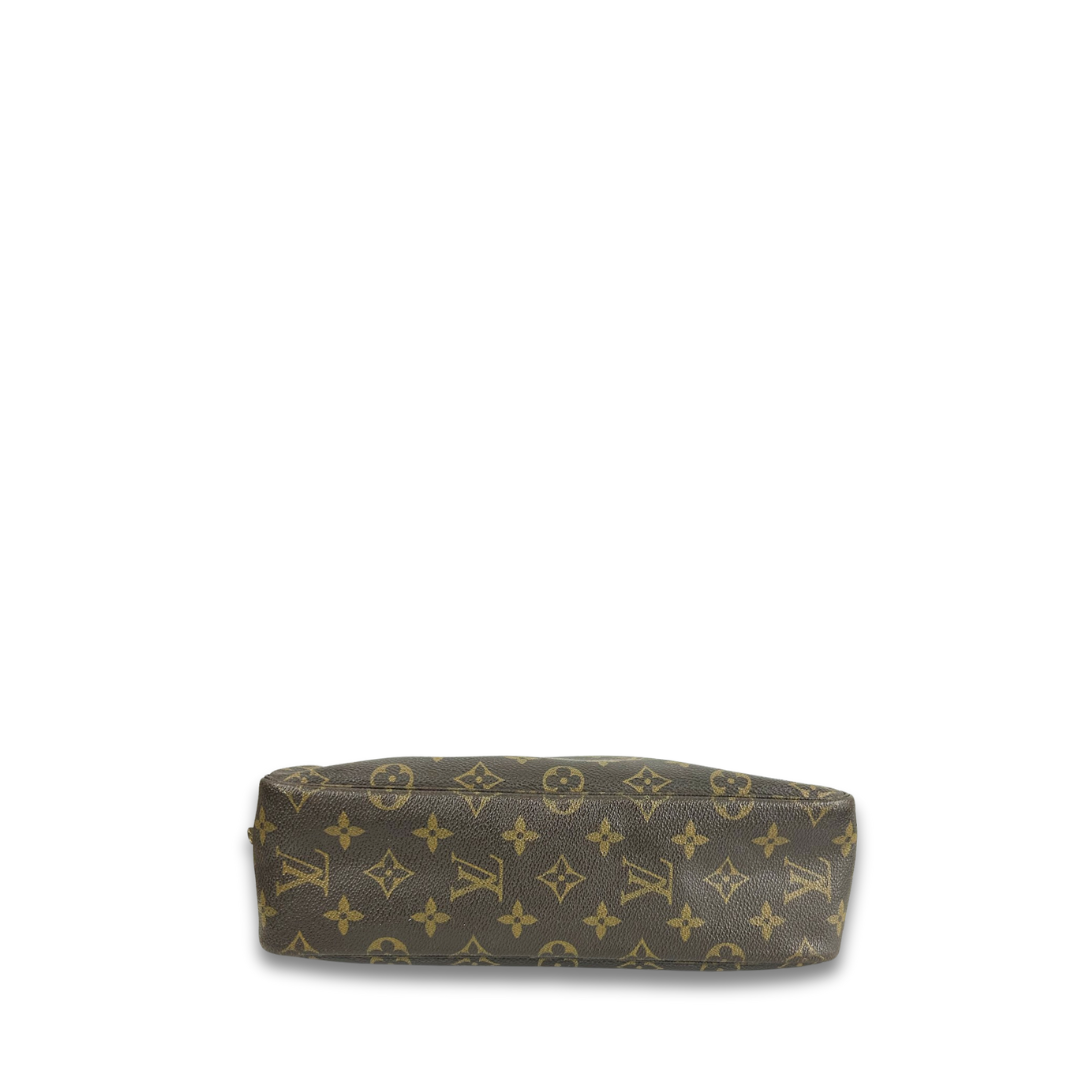 Louis Vuitton Monogram Trousse Toilette 28