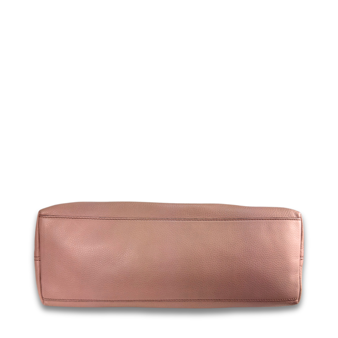 Gucci Dusty Rose Soho Chain Tote