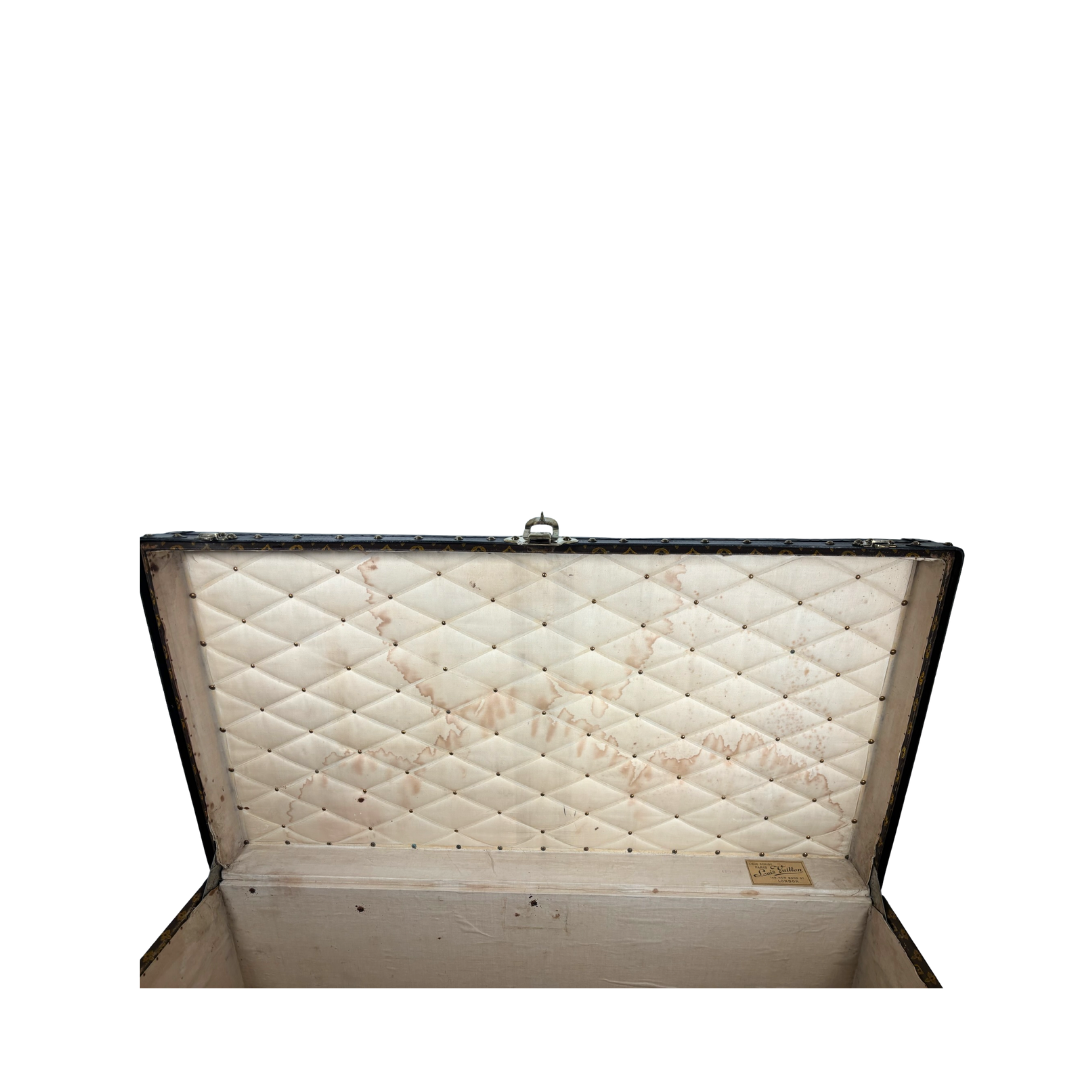 Louis Vuitton Monogram Antique Malle Courrier 110 Trunk