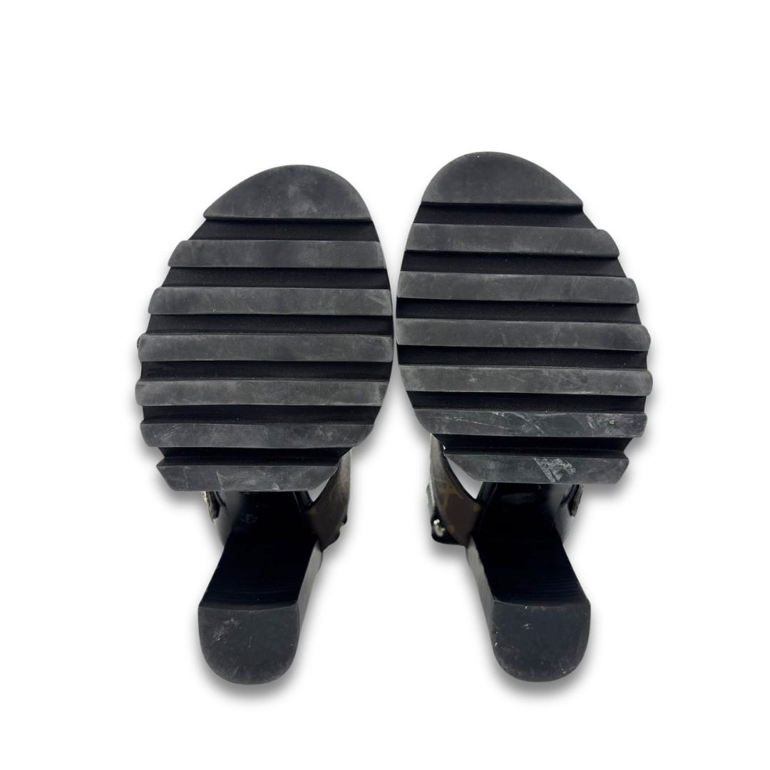 Louis Vuitton Star Trail Platform Sandals - Size 37