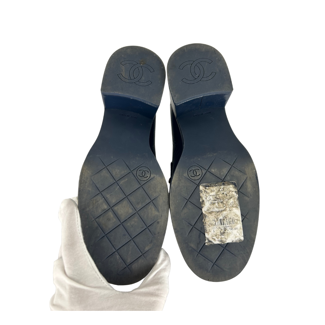 Chanel Navy Patent Chainlink Loafers - Size 37
