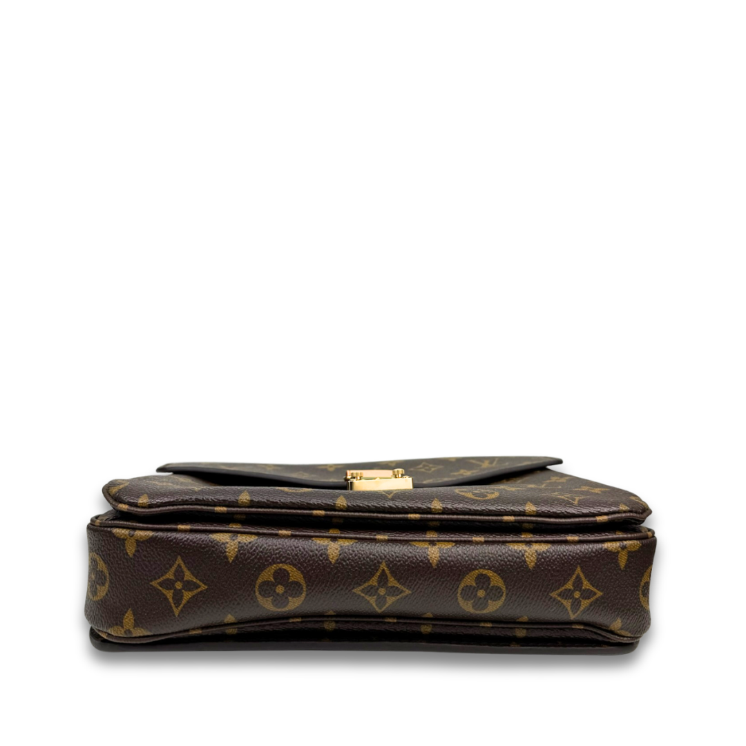 Louis Vuitton Monogram Pochette Métis