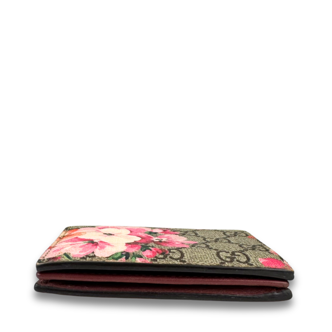 Gucci Supreme Blooms Flap Card Holder