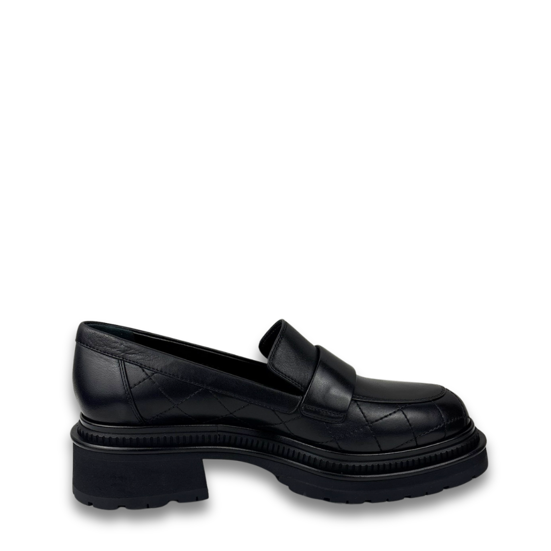 Chanel Chunky Quilted Loafers - Size 40