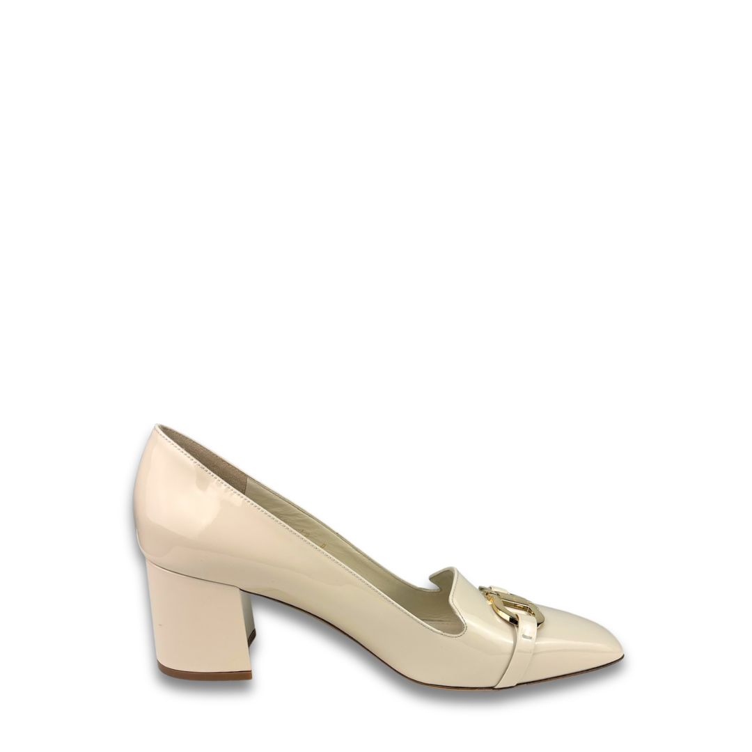 Ferragamo White Gancini Pumps-Size 10