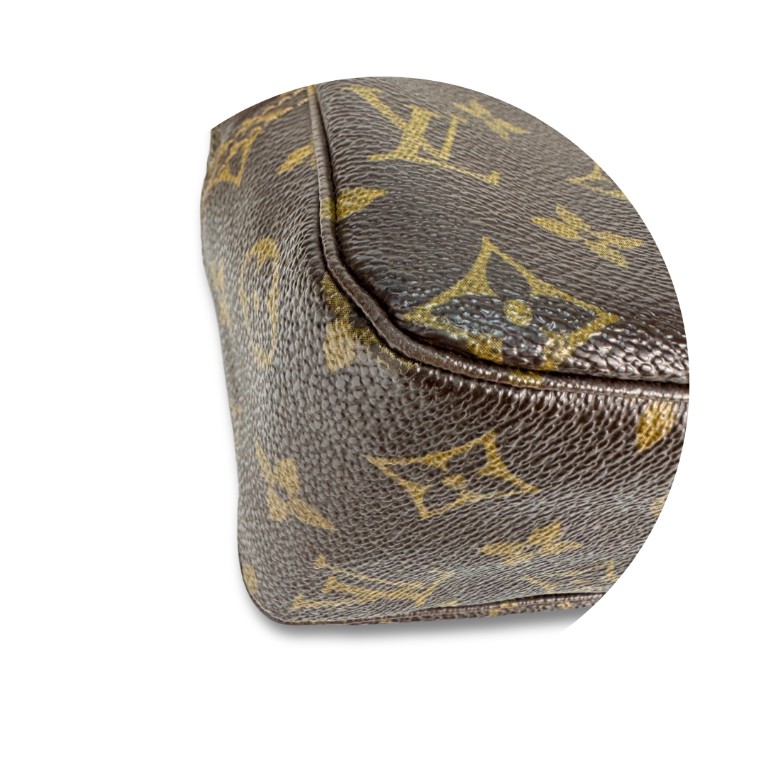 Louis Vuitton Monogram Trousse Toilette 28