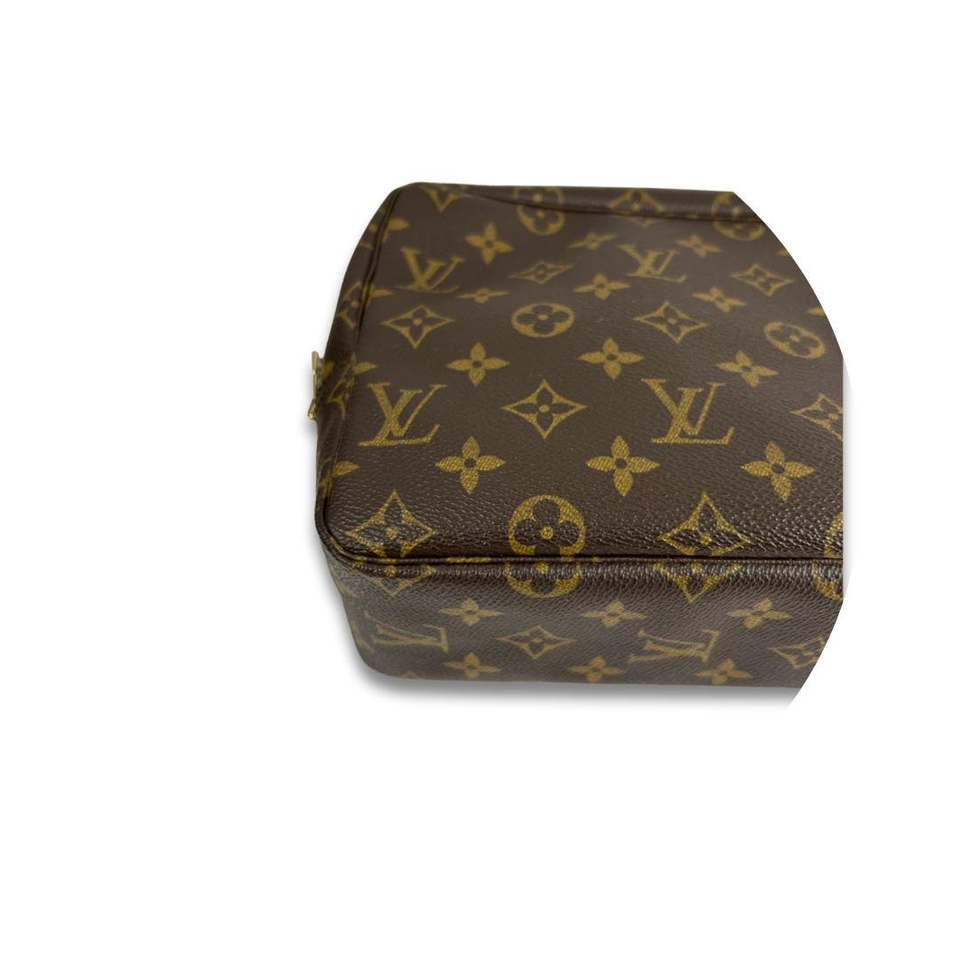 Louis Vuitton Monogram Trousse Toilette 28