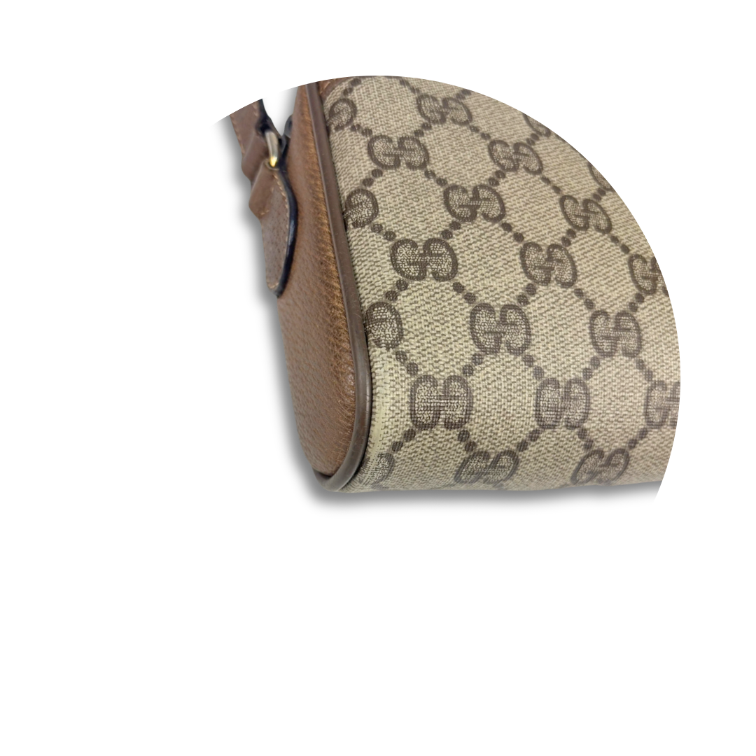 Gucci GG Supreme Vintage Crossbody