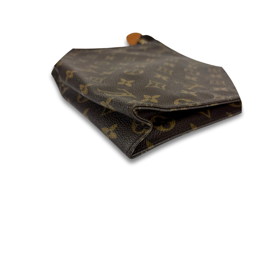 Louis Vuitton Monogram Toiletry 26
