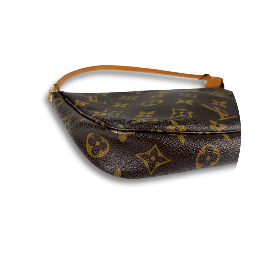 Louis Vuitton Monogram Pochette Accessoires