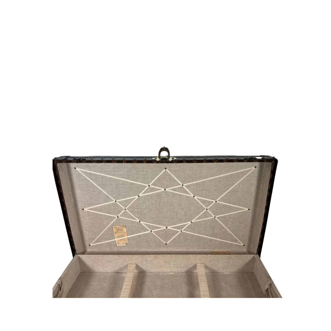 Louis Vuitton Monogram Antique Malle Courrier 90 Trunk