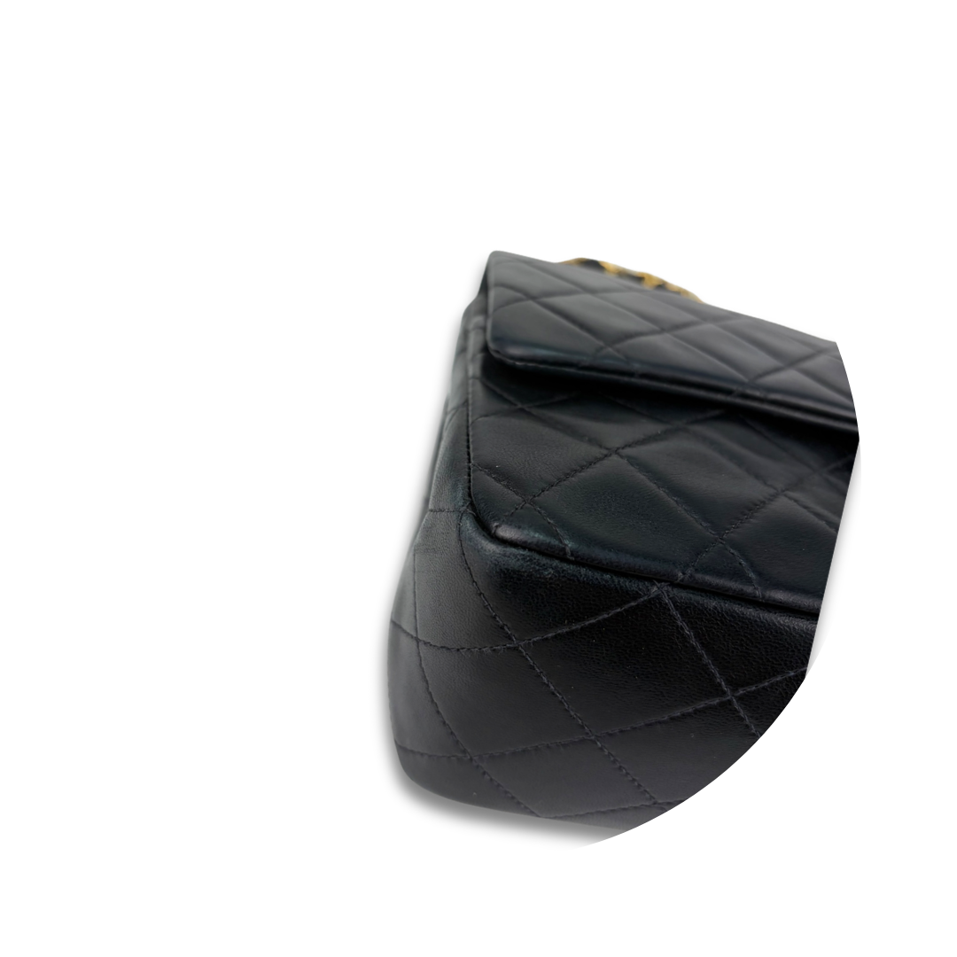 Chanel Classic Black Medium Double Flap