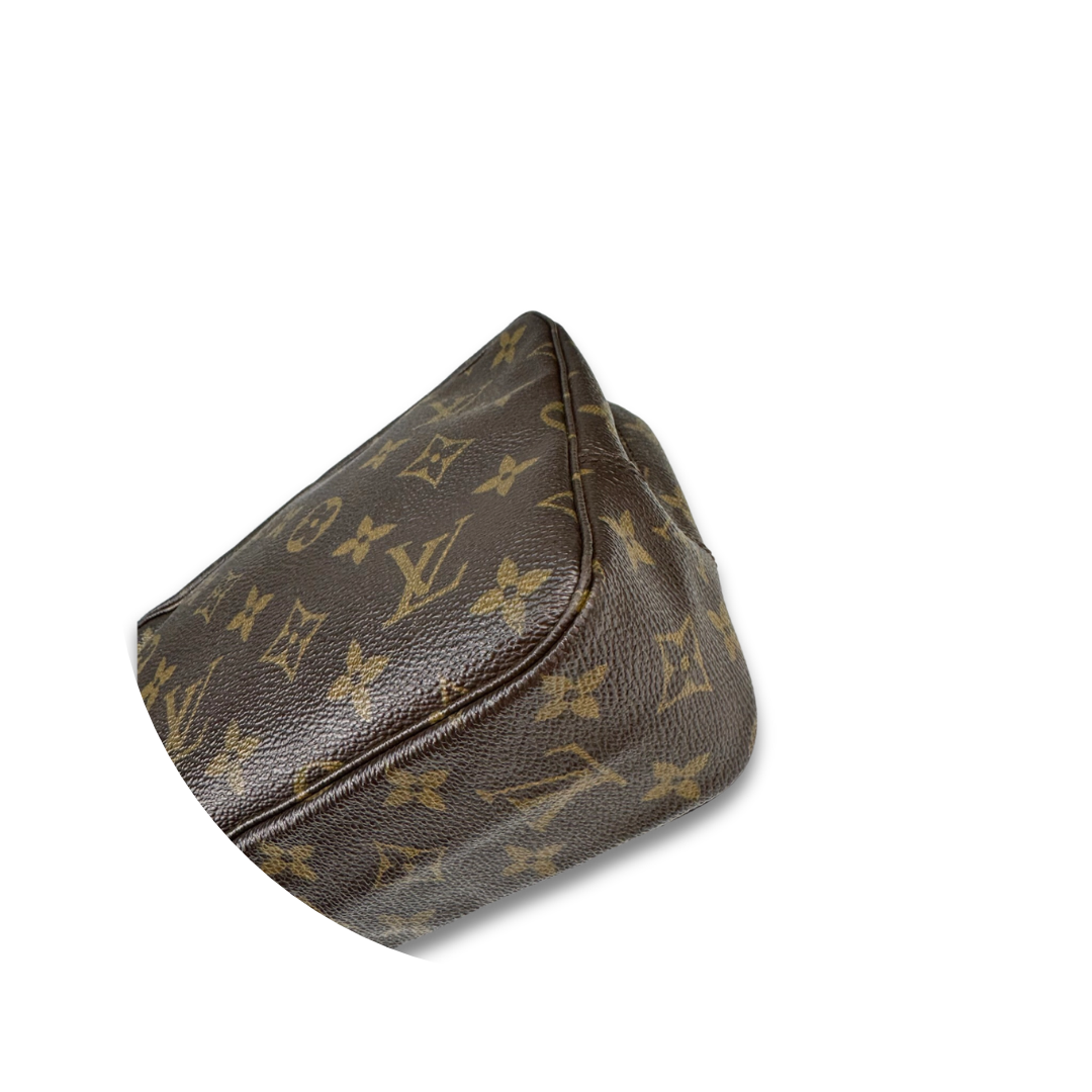 Louis Vuitton Monogram Trousse Toilette 23