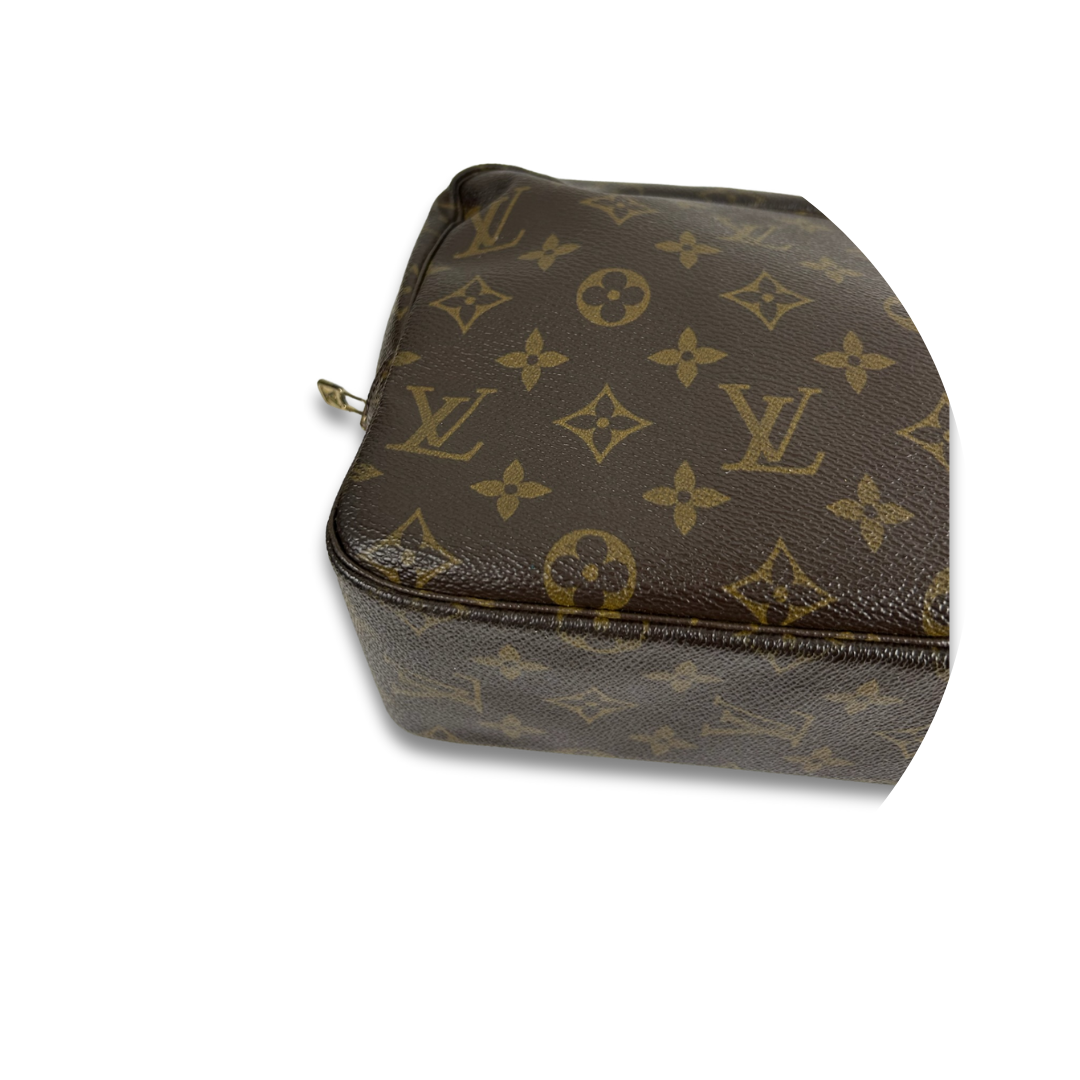 Louis Vuitton Monogram Trousse Toilette 28