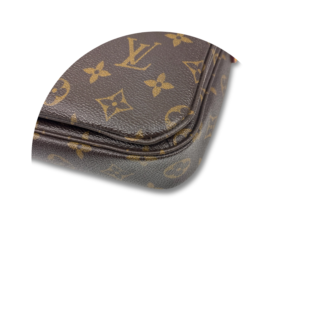 Louis Vuitton Monogram Pochette Métis