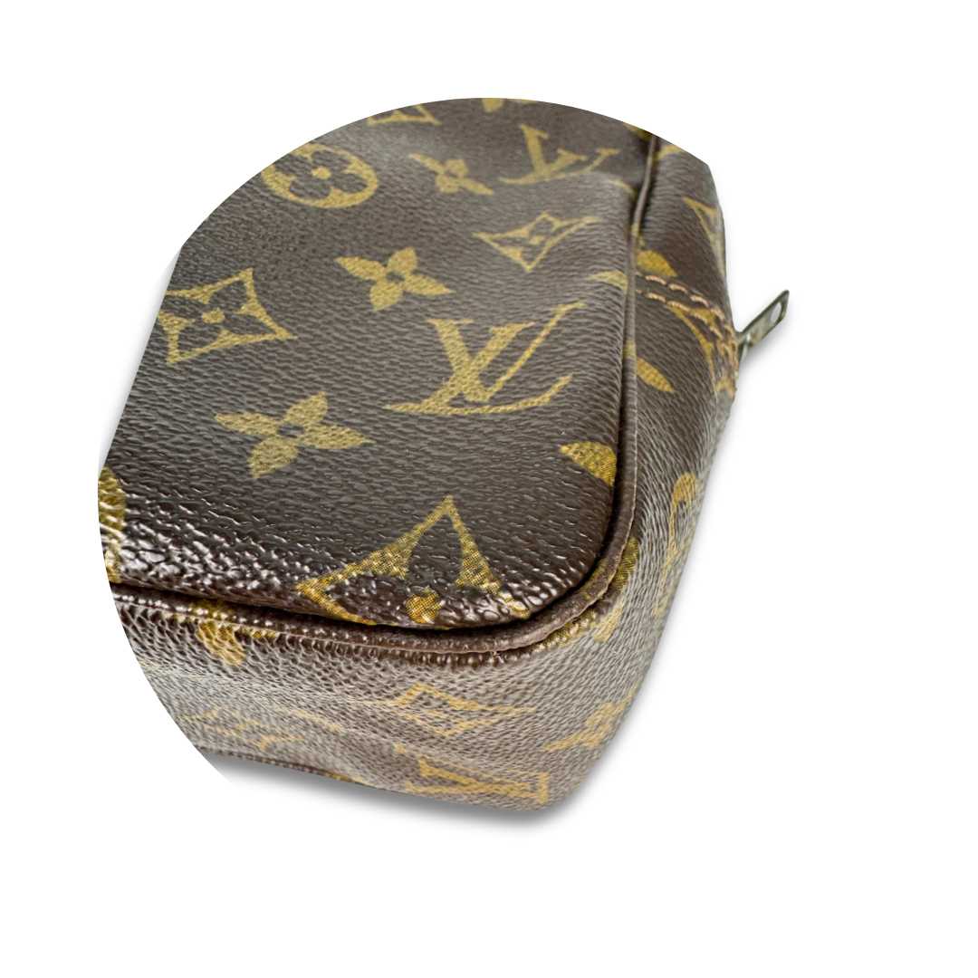 Louis Vuitton Monogram Trousse Toilette 28
